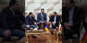 Պապիկեան Պաշտօնական  Այցելութիւն Կու Տայ Իրան