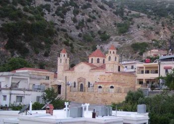 Քեսապի Հոգեւոր Կեանքը Եւ Յարանուանութիւններ Ու Դպրոցներ