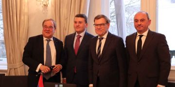 Գերմանիոյ Մէջ Հայաստանի Եւ Ազրպէյճանի Դեսպանները Քննարկած Են Հարաւային Կովկասի Մէջ Տիրող Կացութիւնը