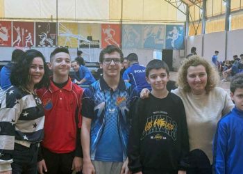 Փինկ Փոնկ.  Տարուան Առաջին Մրցաշարքերը