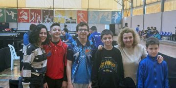 Փինկ Փոնկ.  Տարուան Առաջին Մրցաշարքերը