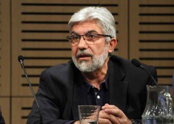 «Պատերա՞զմ, Թէ՞ Խաղաղութիւն» / «Բնական Կա՞զ, Թէ՞ Եւրոպա Ազատ Մուտք».