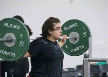 Ծանրաբարձութիւն.  Հայաստանի Ֆետերասիոնը Կը Ներկայացնէ Երիտասարդներու Ազգային Խումբը