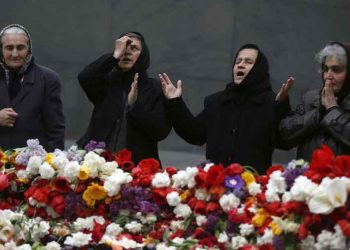 Սիման Եւ Մրջիւնները
