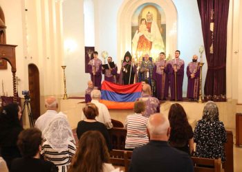 Գոհաբանական Մաղթանք  Եւ Եռագոյն Դրօշի Օրհնութիւն`  Լիբանանի Հայոց Թեմի Եկեղեցիներուն Մէջ