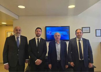 ՀՄԸՄ-ի Լիբանանի Շրջանային Վարչութիւնը Այցելեց «Վանայ Ձայն»