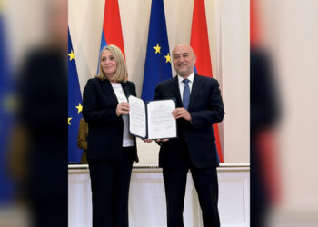 Լաւ Լուր. Եւրոպական Միութիւնը Մտադրութիւններու Յուշագիրներ Ստորագրած Է Վեց Հայկական Կազմակերպութիւններու Հետ
