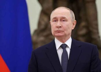 Փութին Դարձեալ Կը Պահանջէ Հանրաքուէ Կատարել`  Եւրոպական Միութեան Միանալու  Կամ ԵԱՏՄ-ի Մէջ Մնալու Վերաբերեալ