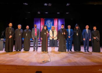 Գաղութէ Գաղութ