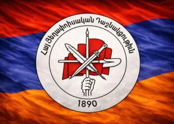 Տեսակէտ.  Հիմնադիր Կուսակցութեան Պատասխանատուութիւնը` Պետութեան Կողքին, Ազգային Շահի Պահապան
