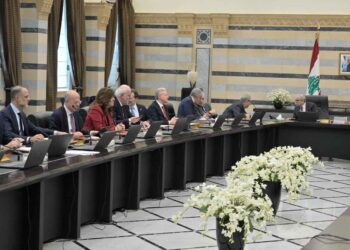 Պաշտպանութեան Նախարարի Բացակայութեան.  Վարչապետարանին Մէջ Նախարարաց Խորհուրդի Նիստ