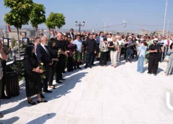 Արցախի Անկախութեան Օրը` Եռաբլուրի Մէջ