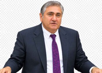 Արցախեան Հարցը. Բանակցութիւն, Պատերազմ Եւ Յանձնում