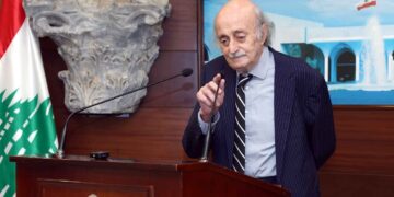 Այցելելով Նախագահ Աունին`  Ժոմպլաթ. «Կը Զօրակցինք Բանակցութիւններուն,  Եթէ Աստիճանական Կամ Ամբողջական  Հեռացման Յանգեցնեն»