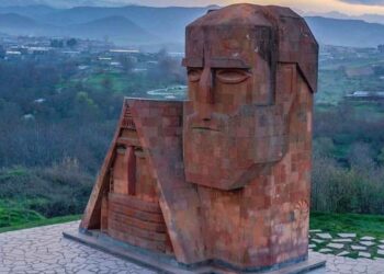 Խմբագրական.  44-Օրեային 6-րդ Տարելիցը Եւ Օրուան Հրամայականը