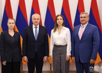 «Հայաստան» Խմբակցութեան Անդամները Հայ-Ռուսական Յարաբերութիւններուն Վերաբերեալ Իրենց Մտահոգութիւնը Յայտնեցին Ռուսիոյ Դեսպանին