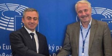 Սաղաթէլեան Մանեաթիսի Հետ Հանդիպումին  Անդրադարձաւ Պաքուի Մէջ Պահուող  Հայ Գերիներու Ազատ Արձակման Հարցին