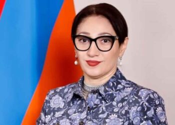 Լիլիթ Գալստեան Պատրաստակամութիւն  Կը Յայտնէ Անձամբ Մեկնեու Պաքու`  Մարդասիրական Առաքելութեամբ