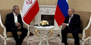 Փութինի Հետ Հանդիպումի Ընթացքին.  Փեզեքշիան. «Եթէ Ամերիկա Շարունակէ  Իր Գործելաոճը, Կարելի Պիտի Չըլլայ Մօտիկ  Ապագային Պատերազմին Վերջ Տալ»