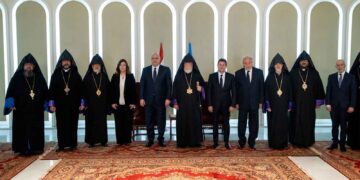 Լիբանանի Հանրապետութեան Նախագահ  Զօրավար Ժոզեֆ Աուն Այցելեց  Արամ Ա. Կաթողիկոսին