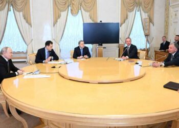 Օսլոյի Ժողովէն Ետք. Ս. Փեթերսպուրկի Մէջ Ուիթքոֆ-Փութին Հանդիպում